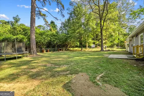 Exterior - 30 Pinecrest Dr NW, Rome, GA 30165 photo 5 of 7
