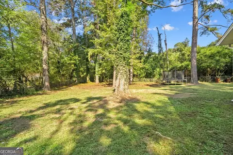 Exterior - 30 Pinecrest Dr NW, Rome, GA 30165 photo 6 of 7