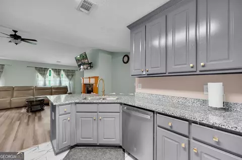 Kitchen - 160 Morgan Way, Colbert, GA 30628 photo 1 of 1