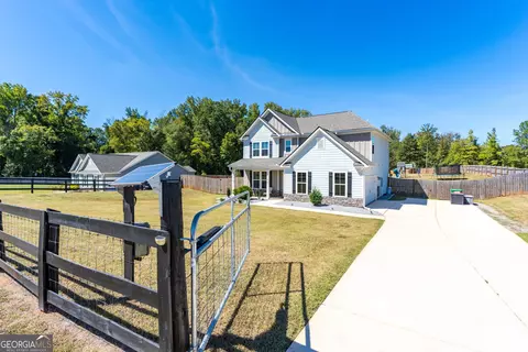 Exterior - 215 Sanders Rd, Macon, GA 31210 photo 5 of 10