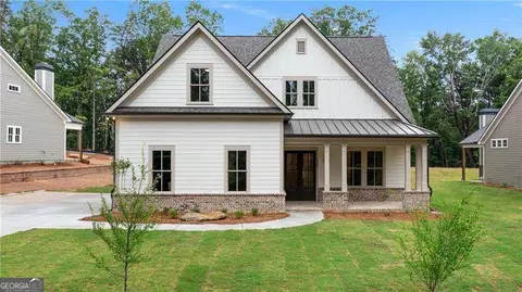 172 Cherokee Dr S, Waleska, GA 30183