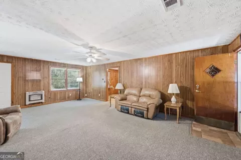 Living - 1141 Stewart Rd, Monroe, GA 30655 photo 3 of 5