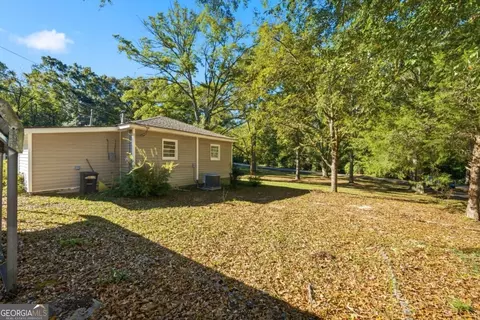 Exterior - 1141 Stewart Rd, Monroe, GA 30655 photo 7 of 10