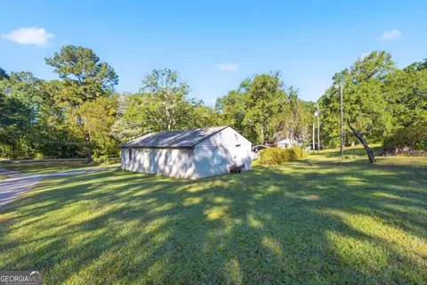 Exterior - 1141 Stewart Rd, Monroe, GA 30655 photo 8 of 10