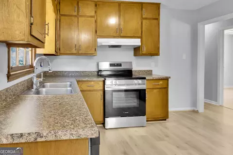 Kitchen - 471 Womack Rd, Covington, GA 30016 photo 2 of 3