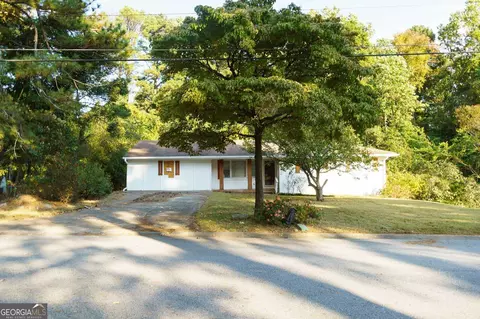 851 Lakeside Dr SW, Mableton, GA 30126