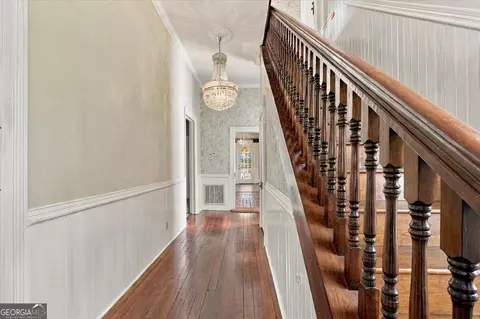 Entry Way - 910 High St, Macon, GA 31201 photo 2 of 4