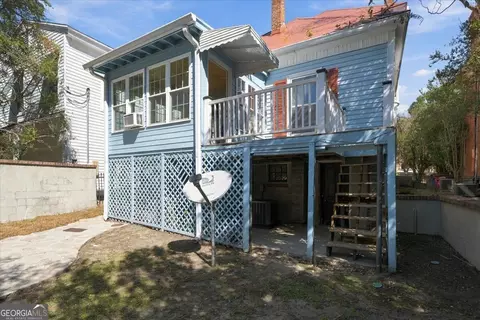 Exterior - 910 High St, Macon, GA 31201 photo 8 of 12