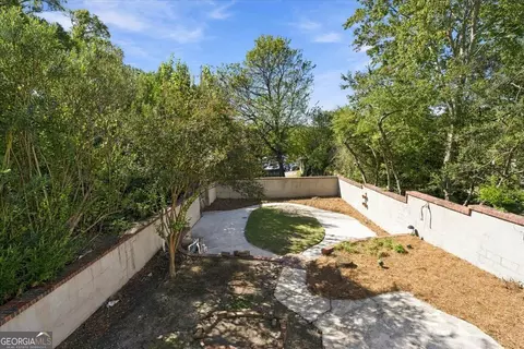 Exterior - 910 High St, Macon, GA 31201 photo 5 of 12