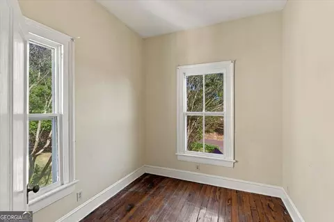 Bedroom - 910 High St, Macon, GA 31201 photo 3 of 3
