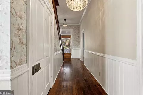 Entry Way - 910 High St, Macon, GA 31201 photo 3 of 4