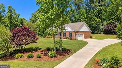 Exterior - 406 Ashford Cir, Lagrange, GA 30240 photo 2 of 4