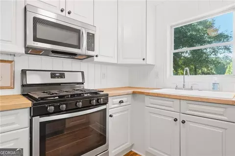 Kitchen - Undisclosed, Atlanta, GA 30319 photo 2 of 3
