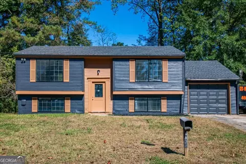 4828 White Oak Tree, Stone Mountain, GA 30088