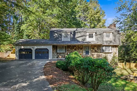 2457 Cedar Wood Ct, Marietta, GA 30068