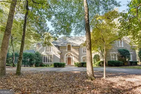 12180 King Cir, Roswell, GA 30075
