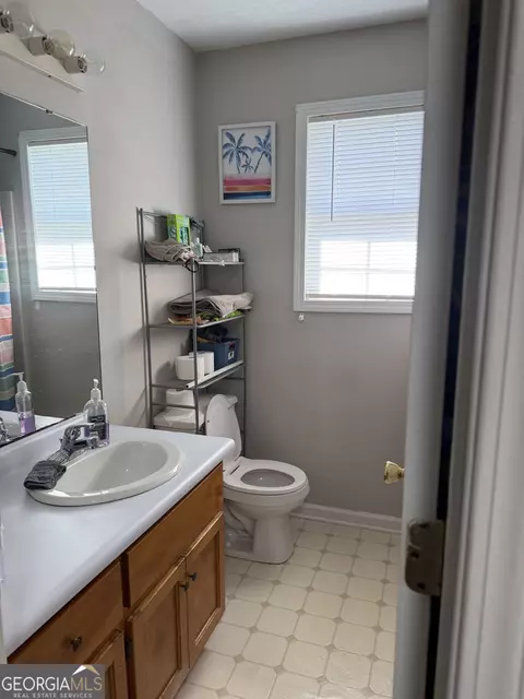 Bath - 361363 Rothell Rd, Toccoa, GA 30577 photo 4 of 4