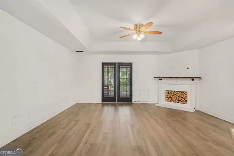 Living - 60 Laurel Way, Covington, GA 30016 photo 2 of 5