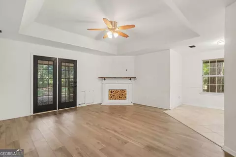 Living - 60 Laurel Way, Covington, GA 30016 photo 3 of 5