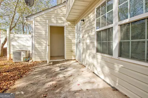 Exterior - 1915 Grove Way, Hampton, GA 30228 photo 3 of 5