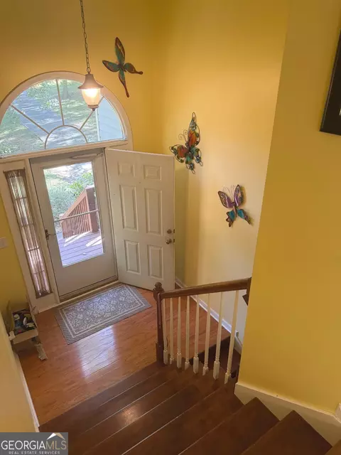 Entry Way - 115 Morningside Dr, Jackson, GA 30233 photo 1 of 2