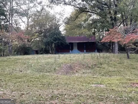 1930 Pleasant Valley Rd, Molena, GA 30258