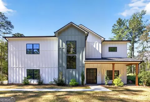 140 Wesley Pl, Fayetteville, GA 30214