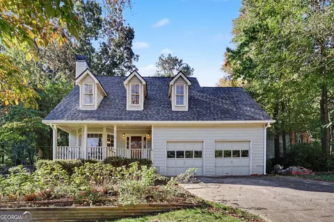 1519 Hillside Dr SE, Conyers, GA 30094