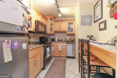 Kitchen - 655 E Campus Rd #9, Athens, GA 30605 photo 1 of 3