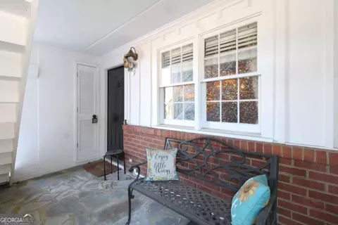 655 E Campus Rd #9, Athens, GA 30605