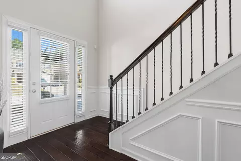Entry Way - 7538 Bowhead Ct, Fairburn, GA 30213 photo 3 of 5