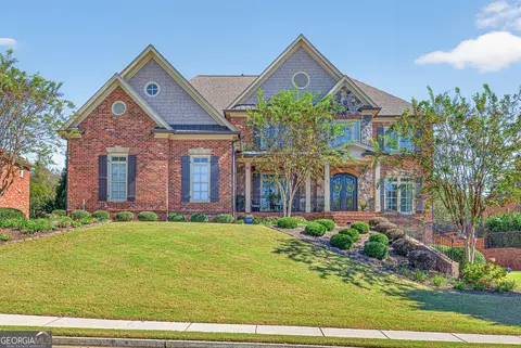2067 Stonewater Ct, Hoschton, GA 30548