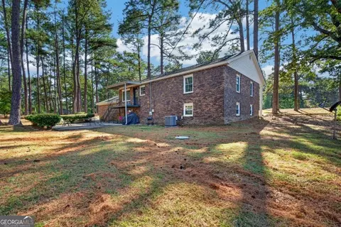 Exterior - 118 Davis Dr, Macon, GA 31217 photo 9 of 10