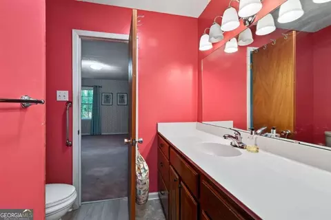 Bath - 118 Davis Dr, Macon, GA 31217 photo 5 of 7