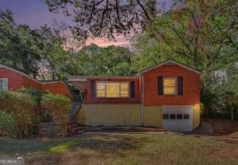 2639 Jewel St, East Point, GA 30344