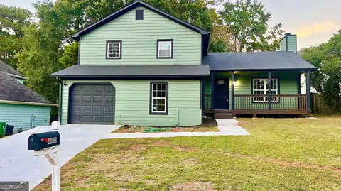 4840 Fenbrook Dr, Stone Mountain, GA 30088