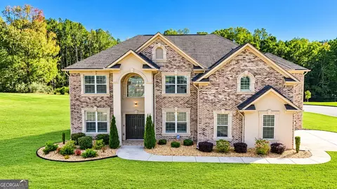 2901 Cliff View Ct SW, Conyers, GA 30094