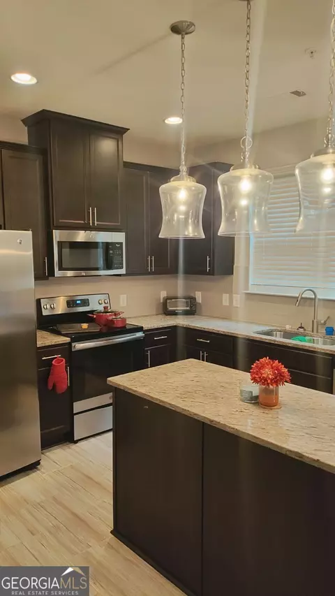 3940 Augustine Pl, Rex, GA 30273 photo 4