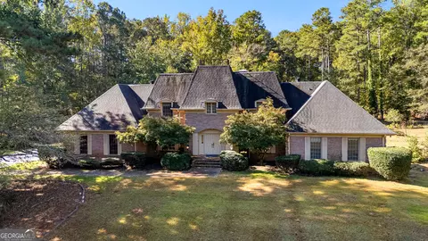 129 Gantt Ln, Fayetteville, GA 30215