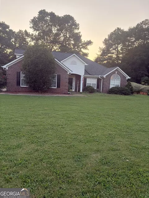 2810 Karen Rdg SW, Conyers, GA 30094