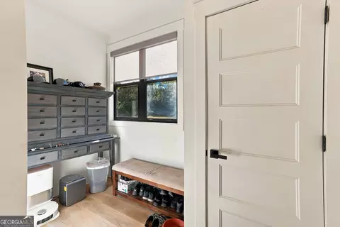 Entry Way - 683 Mulberry Rd, Winder, GA 30680 photo 3 of 5