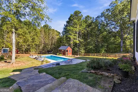 Exterior - 683 Mulberry Rd, Winder, GA 30680 photo 7 of 24