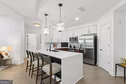 200 River Vista Dr NW #727, Sandy Springs, GA 30339
