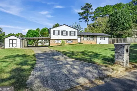 8288 Reinosa Way, Jonesboro, GA 30236