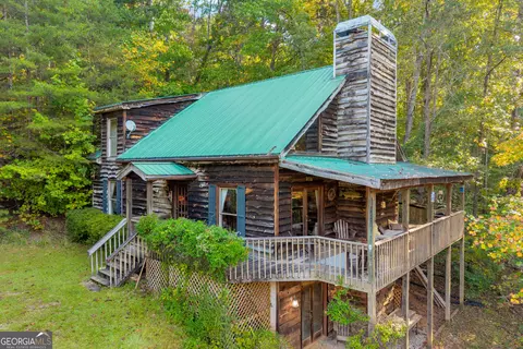 380 White Pine Cir, Demorest, GA 30535
