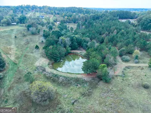 827 Moon Bridge Rd, Winder, GA 30680 photo 4