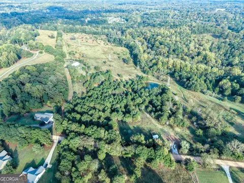 837 Moon Bridge Rd, Winder, GA 30680 photo 4