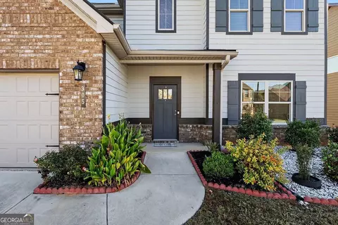 305 Eleanora Xing, Loganville, GA 30052