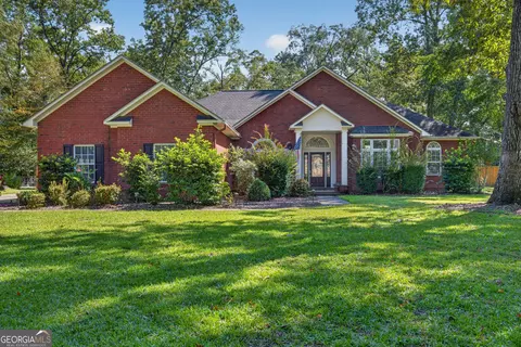 830 Bradwell St, Hinesville, GA 31313