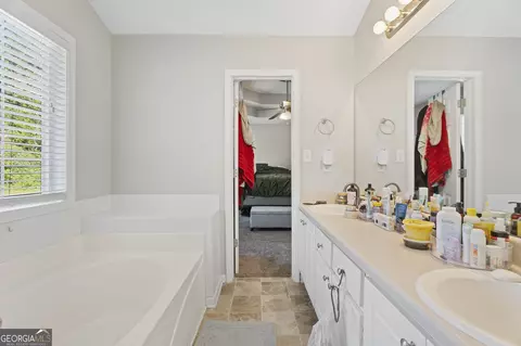 Entry Way - 167 Morningside Dr, Jackson, GA 30233 photo 5 of 5